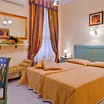 Hotel Henry