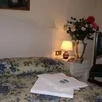 Hotel Henry 2*