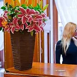 Hotel Henry 2*