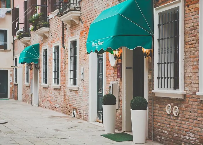 Henry Hotel Venecia